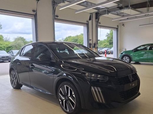 Peugeot e-208 EV GT 51 kWh Alcantara Bekleding | Elek. Stoel met massage | Camera Voor + Achter | Cruise | Clim... ActivLease financial lease