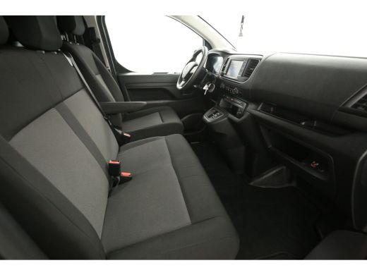 Peugeot e-Expert Toyota PROACE Electric Worker75 kWh Long Range L3H1 | Snelladen | SOH 95% | Airco | Cruise | Carp... ActivLease financial lease