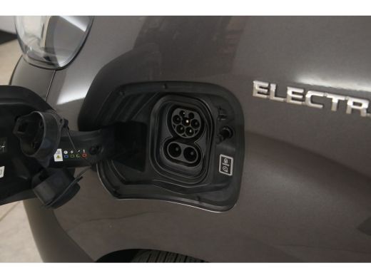 Peugeot e-Expert Toyota PROACE Electric Worker75 kWh Long Range L3H1 | Snelladen | SOH 95% | Airco | Cruise | Carp... ActivLease financial lease