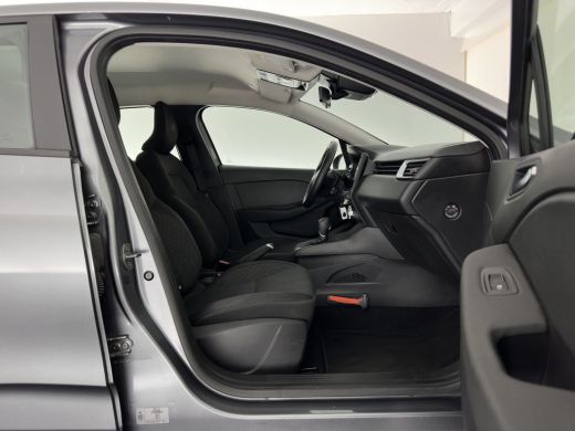 Renault Clio 1.6 E-Tech Hybrid 145 Equilibre (INCL.BTW) Aut. *FULL-LED | COMFORT-SEATS | CARPLAY | KEYLESS | D... ActivLease financial lease