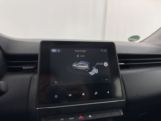 Renault Clio 1.6 E-Tech Hybrid 145 Equilibre (INCL.BTW) Aut. *FULL-LED | COMFORT-SEATS | CARPLAY | KEYLESS | D... ActivLease financial lease