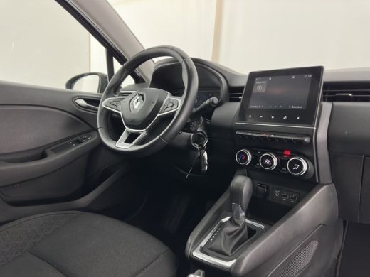 Renault Clio 1.6 E-Tech Hybrid 145 Equilibre (INCL.BTW) Aut. *FULL-LED | COMFORT-SEATS | CARPLAY | KEYLESS | D... ActivLease financial lease