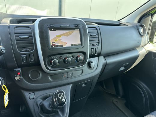 Renault Trafic 1.6 dCi / L2H1 / 1e EIG. / DUBBELE CABINE / 2x SCHUIFDEUR / TREKHAAK / AIRCO / CRUISE / DUBBELE C... ActivLease financial lease