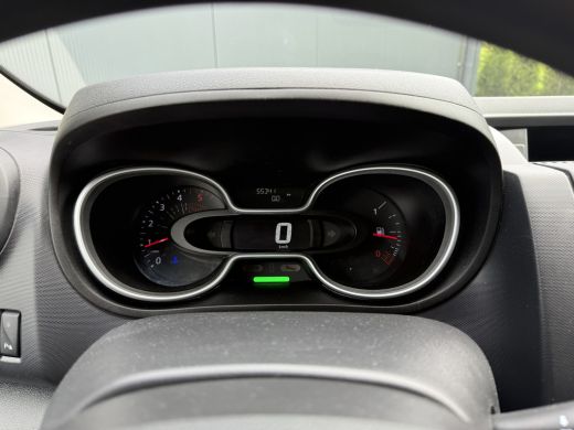 Renault Trafic 2.0 dCi 120 PK / L2H1 / 1e EIG. / AIRCO / CRUISE / PDC / 3-ZITS / LED ActivLease financial lease
