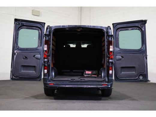 Renault Trafic 2.0 dCi 130pk DC Airco Black Edition Spoilerpakket ActivLease financial lease