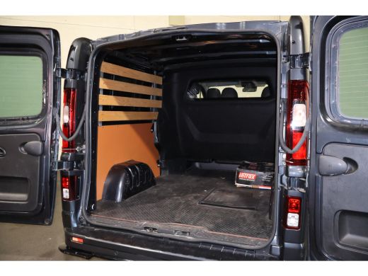 Renault Trafic 2.0 dCi 130pk DC Airco Black Edition Spoilerpakket ActivLease financial lease