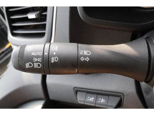 Renault Trafic 2.0 dCi 130pk DC Airco Black Edition Spoilerpakket ActivLease financial lease