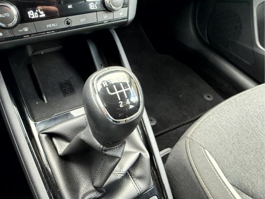 Skoda Kamiq 1.0 TSI Business Edition slechts 1369km!, Virt.Dash, Stoelverwarming ActivLease financial lease