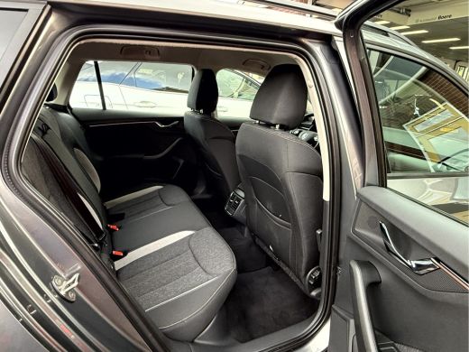 Skoda Kamiq 1.0 TSI Business Edition slechts 1369km!, Virt.Dash, Stoelverwarming ActivLease financial lease