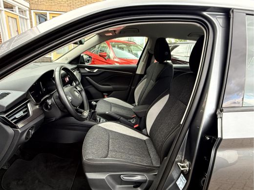 Skoda Kamiq 1.0 TSI Business Edition slechts 1369km!, Virt.Dash, Stoelverwarming ActivLease financial lease