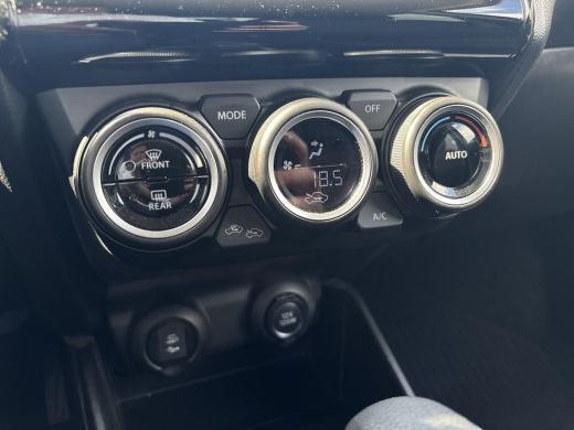 Suzuki Swift 1.2 Stijl Automaat | Rijklaarprijs | Climate Control | Parkeersensoren achter | Achteruitrijcamer... ActivLease financial lease