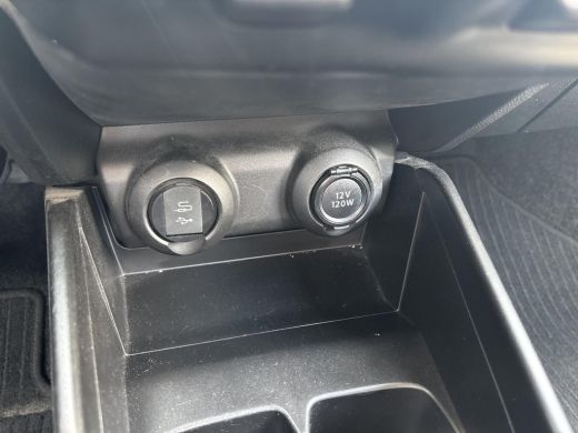Suzuki Swift 1.2 Stijl Automaat | Rijklaarprijs | Climate Control | Parkeersensoren achter | Achteruitrijcamer... ActivLease financial lease