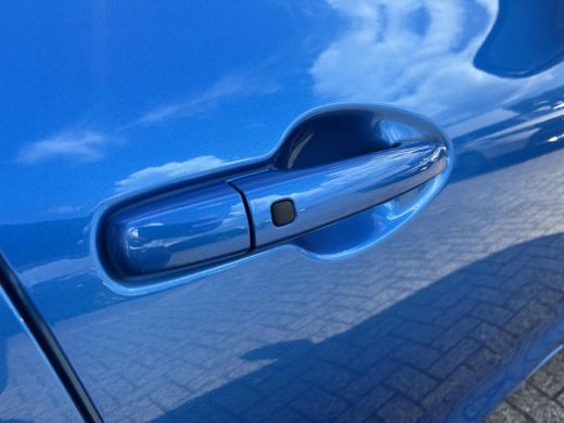 Suzuki Swift 1.2 Stijl Automaat | Rijklaarprijs | Climate Control | Parkeersensoren achter | Achteruitrijcamer... ActivLease financial lease
