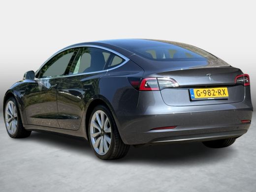 Tesla Model 3 Long Range AWD 75 kWh SOH 86,8% / 19'' Lichtmetalen Velgen ( &euro; 1.700 ) / Autopilot  /3 Fase / Ada... ActivLease financial lease