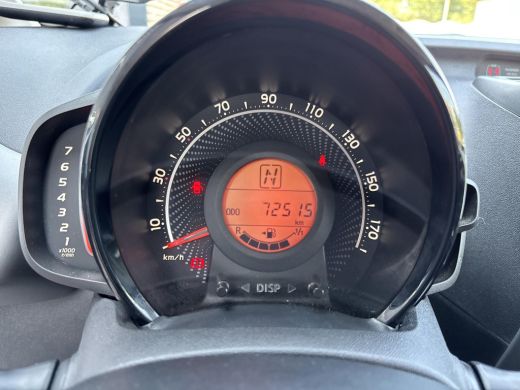 Toyota Aygo 1.0 VVT-i x-play | Carplay/Androidauto | Achteruitrij camera | Airco | ActivLease financial lease