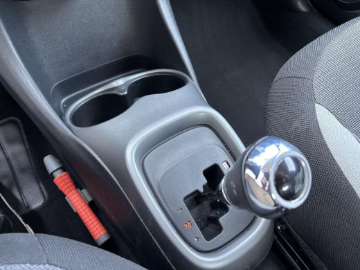 Toyota Aygo 1.0 VVT-i x-play | Carplay/Androidauto | Achteruitrij camera | Airco | ActivLease financial lease