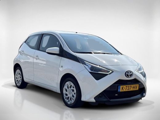 Toyota Aygo 1.0 VVT-i x-play | Carplay/Androidauto | Achteruitrij camera | Airco | ActivLease financial lease