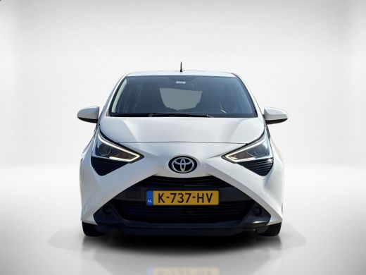 Toyota Aygo 1.0 VVT-i x-play | Carplay/Androidauto | Achteruitrij camera | Airco | ActivLease financial lease