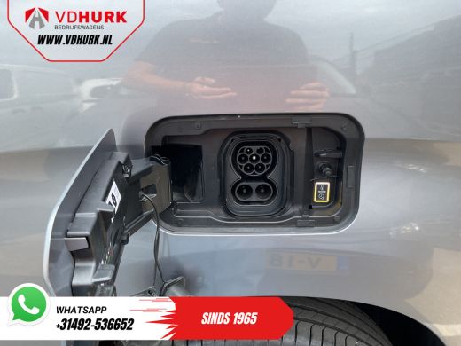 Toyota ProAce 50 kWh 340km WLTP L2 LED/ 3Pers./ Snellader/ Standkachel/ Stoelverw./ Stuurverw./ Carplay/ Camera... ActivLease financial lease