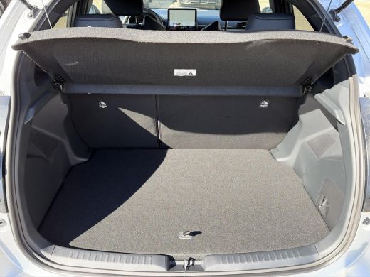 Toyota Yaris 1.5 Hybrid 130 Executive ActivLease financial lease