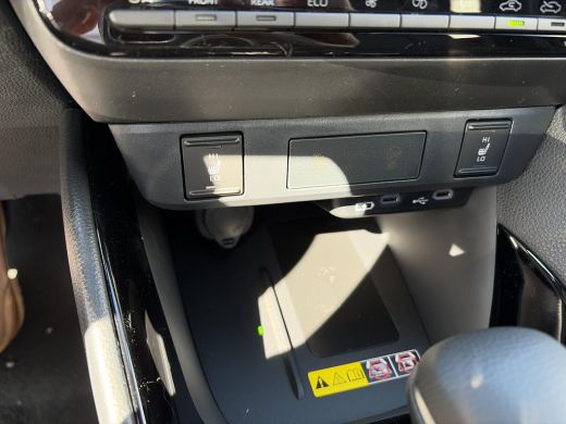 Toyota Yaris 1.5 Hybrid 130 Executive ActivLease financial lease