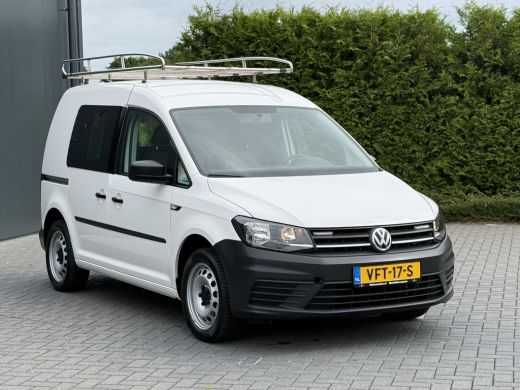 Volkswagen Caddy 1.4 TSI 131 PK BENZINE AUTOMAAT !! / BPM VRIJ / IMPERIAAL / TREKHAAK / INRICHTING / NAVI / AIRCO ... ActivLease financial lease