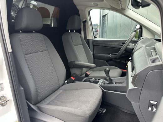 Volkswagen Caddy 2.0 TDI 123 PK 4-MOTION / L1H1 / 4x4 / 1e EIG. / TREKHAAK / INRICHTING / CAMERA / CRUISE / AIRCO ... ActivLease financial lease