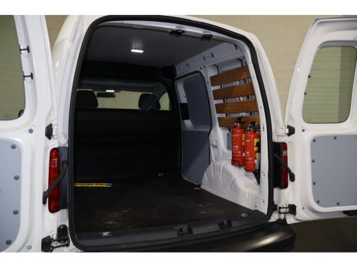 Volkswagen Caddy 2.0 TDI L1H1 102pk Navigatie ActivLease financial lease