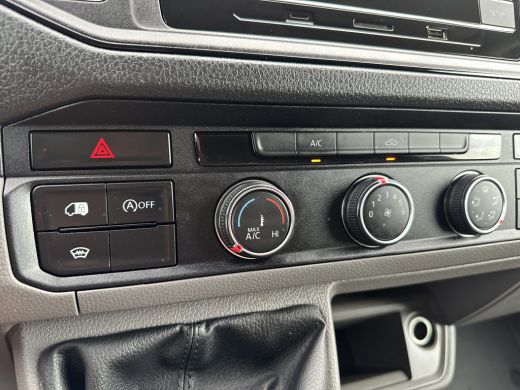 Volkswagen Crafter 2.0 TDI / L3H3 / 1e EIG. / IMPERIAAL + LADDER / TREKHAAK / AIRCO / CRUISE / BIJRIJDERSBANK ActivLease financial lease