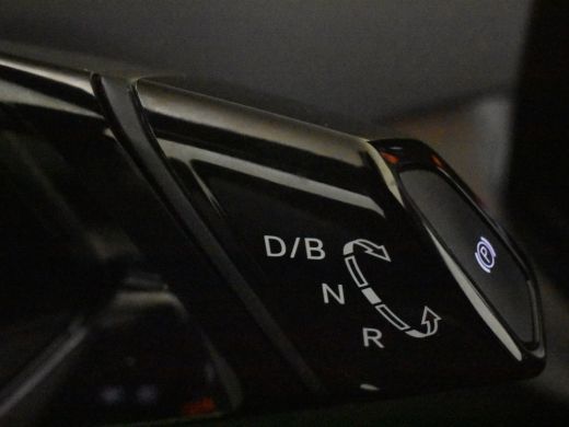 Volkswagen ID.4 First 77 kWh l 1e eigenaar l Dealeronderhoud l Warmtepomp l Stoelverwarming l Camera l Elektr. Tr... ActivLease financial lease
