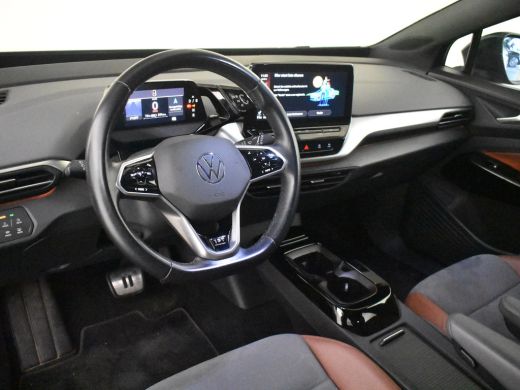Volkswagen ID.4 First 77 kWh l 1e eigenaar l Dealeronderhoud l Warmtepomp l Stoelverwarming l Camera l Elektr. Tr... ActivLease financial lease