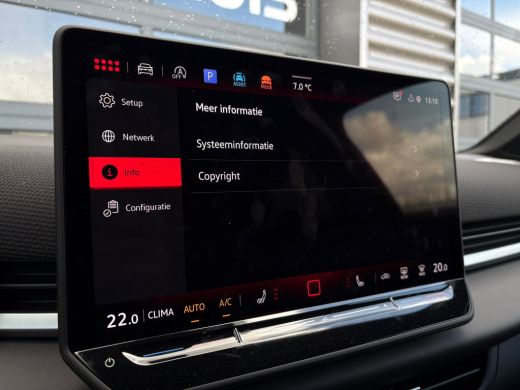 Volkswagen T-Roc R-Line First Edition | 'App-Connect' draadloze smartphone integratie | 30,5 cm display met 2D en ... ActivLease financial lease