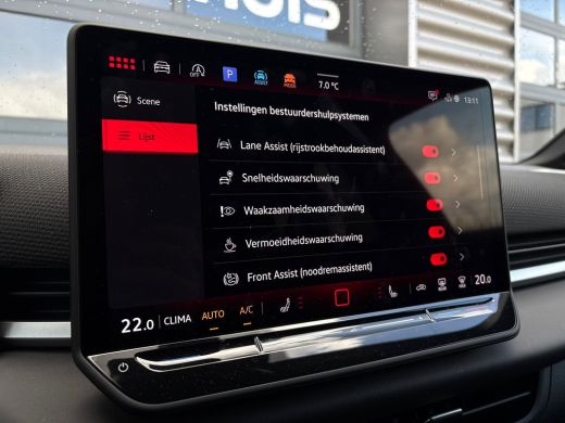 Volkswagen T-Roc R-Line First Edition | 'App-Connect' draadloze smartphone integratie | 30,5 cm display met 2D en ... ActivLease financial lease