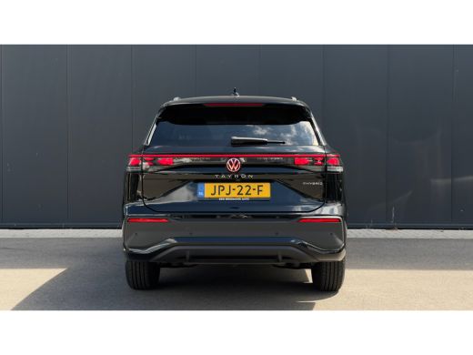 Volkswagen Tayron 1.5 eHybrid Life Edition | Trekhaak | Apple Carplay | Camera | ActivLease financial lease