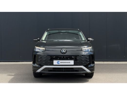 Volkswagen Tayron 1.5 eHybrid Life Edition | Trekhaak | Apple Carplay | Camera | ActivLease financial lease