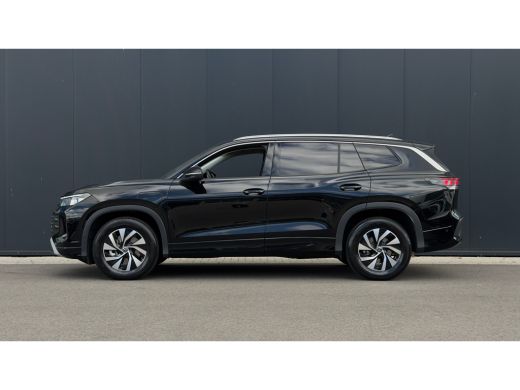 Volkswagen Tayron 1.5 eHybrid Life Edition | Trekhaak | Apple Carplay | Camera | ActivLease financial lease