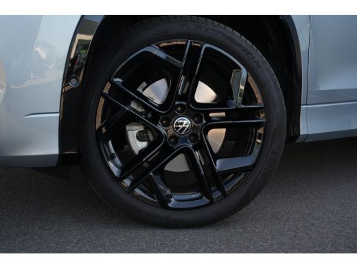 Volkswagen Tayron 1.5 eHybrid R-Line Edition | Trekhaak | Camera | Panoramadak | ActivLease financial lease