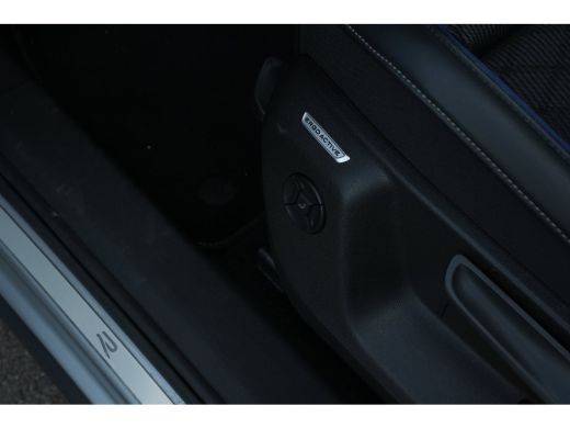 Volkswagen Tayron 1.5 eHybrid R-Line Edition | Trekhaak | Camera | Panoramadak | ActivLease financial lease