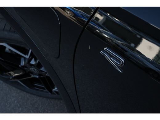 Volkswagen Tiguan 1.5 eHybrid R-Line Edition 272PK | Panoramadak | Trekhaak | Apple Carplay | ActivLease financial lease