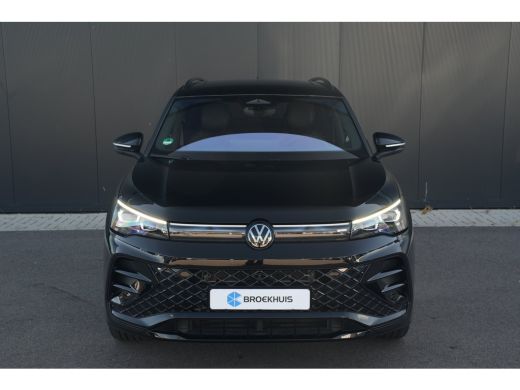Volkswagen Tiguan 1.5 eHybrid R-Line Edition 272PK | Panoramadak | Trekhaak | Apple Carplay | ActivLease financial lease