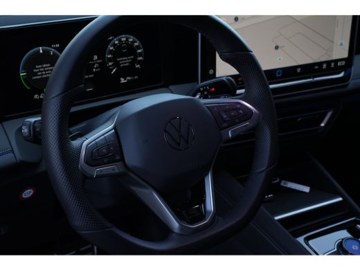 Volkswagen Tiguan 1.5 eHybrid R-Line Edition 272PK | Panoramadak | Trekhaak | Apple Carplay | ActivLease financial lease