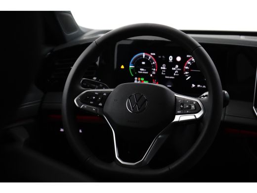 Volkswagen Tiguan 1.5 TSI eHybrid DSG-6 204PK Life Edition | TREKHAAK | 360 CAMERA | ADAPT. CRUISE | STUUR + STOELV... ActivLease financial lease