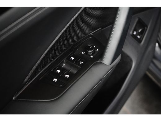 Volkswagen Tiguan 1.5 TSI eHybrid DSG-6 204PK Life Edition | TREKHAAK | 360 CAMERA | ADAPT. CRUISE | STUUR + STOELV... ActivLease financial lease