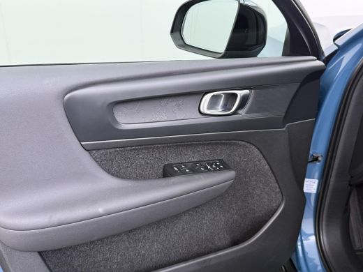 Volvo  C40 Recharge Core 70 kWh SOH 95% | STOEL & STUUR VERWARMING | ACHTERUITRIJCAMERA | 12 MND BOVAG GARAN... ActivLease financial lease