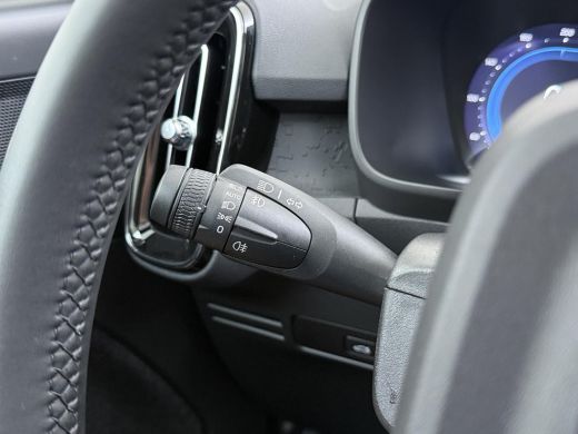 Volvo  C40 Recharge Core 70 kWh SOH 95% | STOEL & STUUR VERWARMING | ACHTERUITRIJCAMERA | 12 MND BOVAG GARAN... ActivLease financial lease
