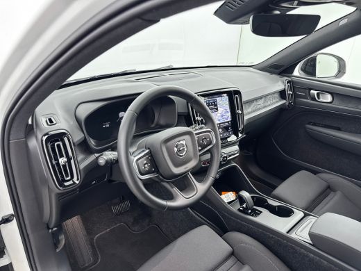 Volvo  EX40 Single Motor Extended Range Core 82 kWh | 19" Allseason | Harman Kardon | 360 Camera | Adaptieve ... ActivLease financial lease