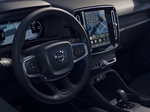 Volvo  EX40 Single Motor Plus Black Edition Europa 70 kWh | Achterbank verwarmd | Achteruitrijcamera | Apple ... ActivLease financial lease