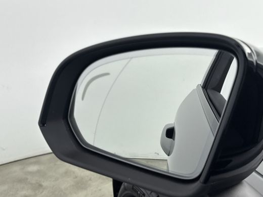 Volvo  EX40 Single Motor Plus Black Edition Europa 70 kWh | Achterbank verwarmd | Achteruitrijcamera | Apple ... ActivLease financial lease