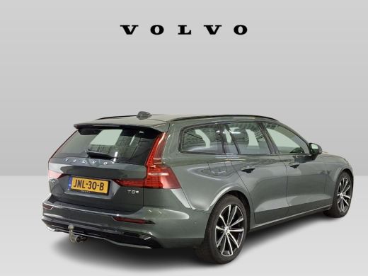 Volvo  V60 2.0 T8 Plug-in hybrid AWD Plus Dark | Forest Lake | Harman Kardon | Trekhaak ActivLease financial lease
