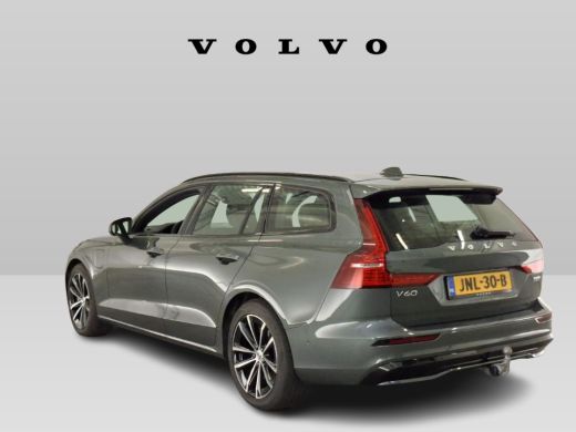 Volvo  V60 2.0 T8 Plug-in hybrid AWD Plus Dark | Forest Lake | Harman Kardon | Trekhaak ActivLease financial lease